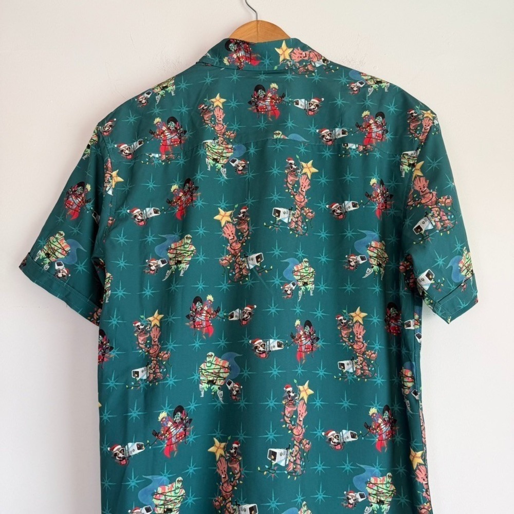 RSVLTS Guardians of the Galaxy Rocket Around the Tree Shirt Large Short Sleeve - Picture 6 of 10